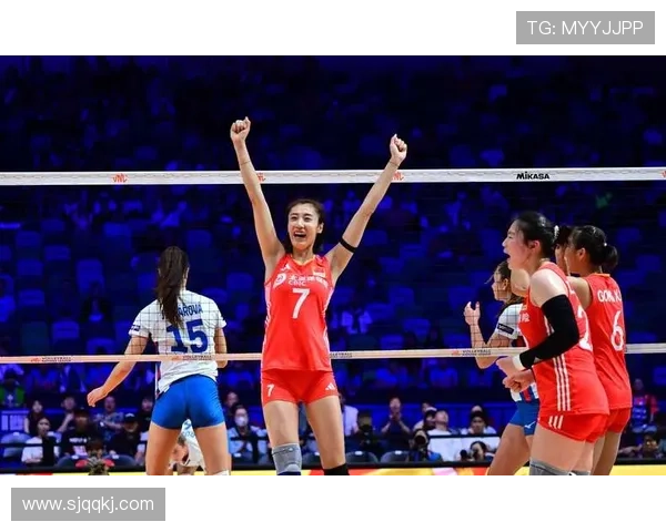 女排副攻核心两战十拦彰显进步